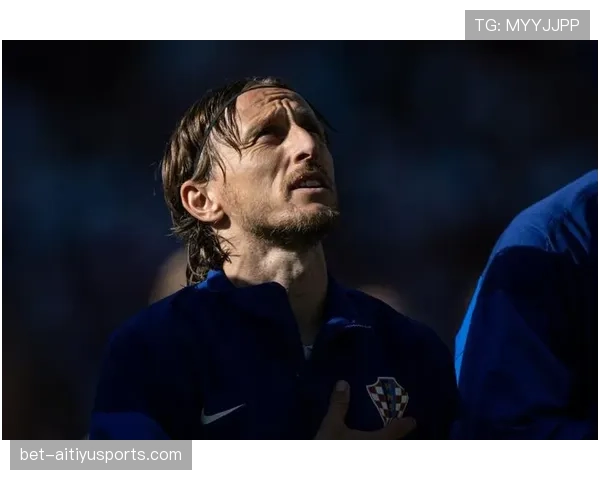 佩德里与莫德里奇中场节奏掌控力差异解析：新生代与传奇的控场逻辑对比