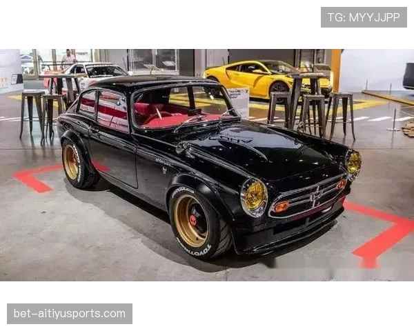 何冰娇居然抢了那豪车钥匙，这生活比明星还闪耀！